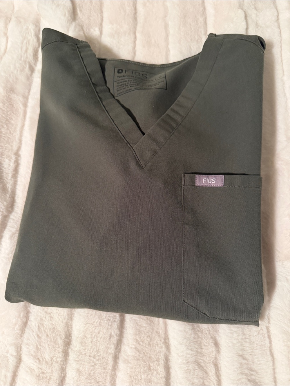 Figs Women’s Catarina Moss Scrub Top